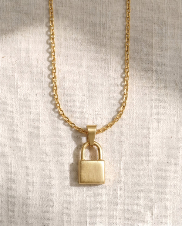 Cable Chain + Pinky Promise Lock Pendant Set